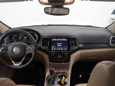 Used 2019 Jeep Grand Cherokee Limited image 14