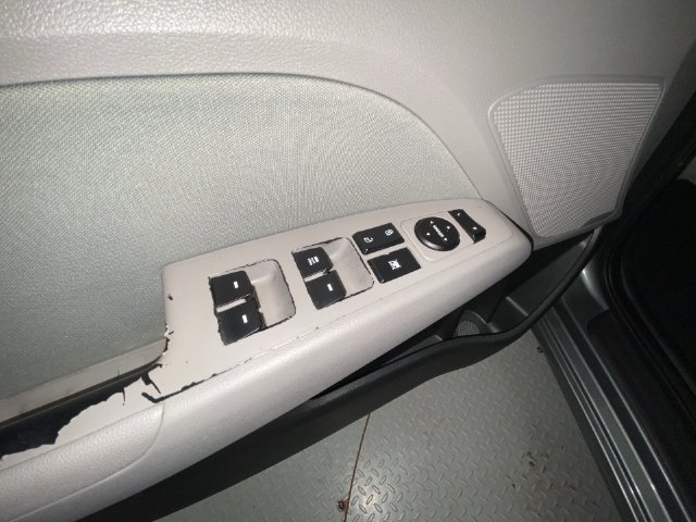 Used 2017 Hyundai Elantra SE FWD image 13
