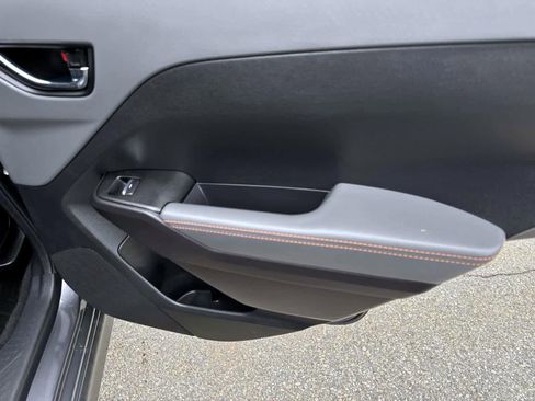 Used 2024 Subaru Crosstrek 2.5i Limited image 16