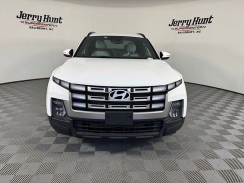 Used 2025 Hyundai Santa Cruz SEL FWD image 5