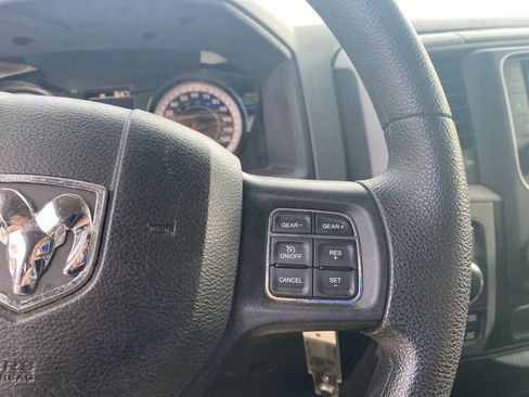Used 2017 RAM 1500 Express image 9