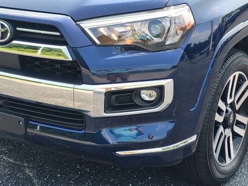 Used 2024 Toyota 4Runner Limited AWD/4WD image 7