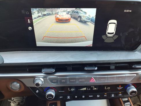 Used 2024 Kia Telluride EX X-Line image 13