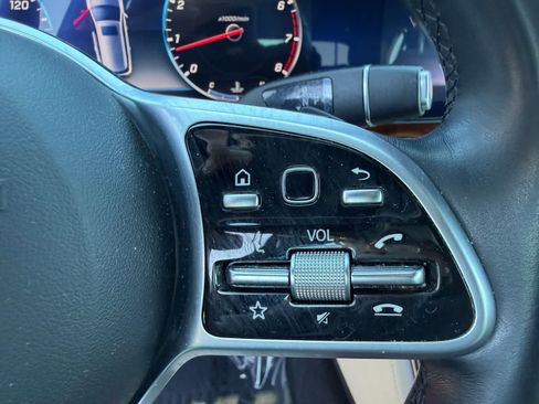 Used 2019 Mercedes-Benz E 450 4MATIC Wagon image 19