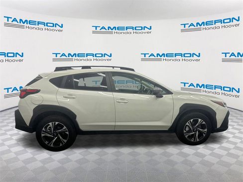 Used 2024 Subaru Crosstrek 2.0i Premium image 6