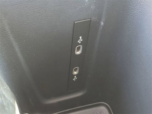 New 2026 Volkswagen Tiguan SE image 23