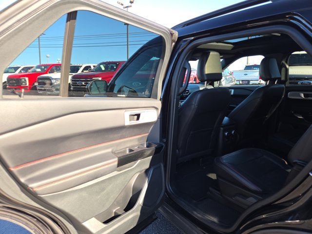 Used 2024 Ford Explorer ST-Line w/ Class IV Trailer Tow Package AWD/4WD image 11