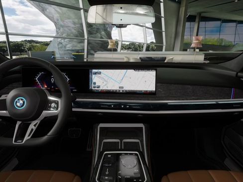 New 2026 BMW i7 xDrive60 w/ Executive Package image 10