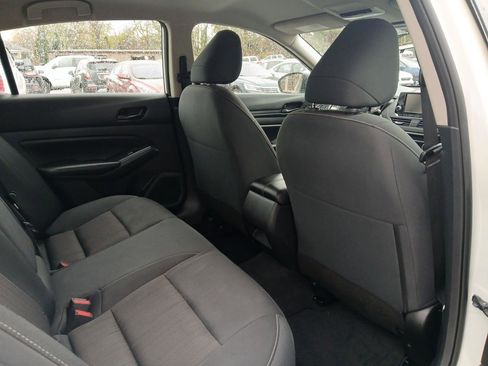 Used 2024 Nissan Altima 2.5 S image 14