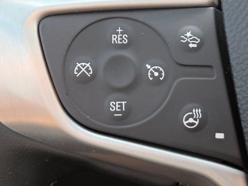 Used 2024 GMC Terrain SLT w/ Infotainment Package II AWD/4WD image 35