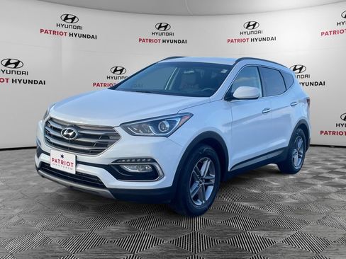 Used 2017 Hyundai Santa Fe Sport image 3