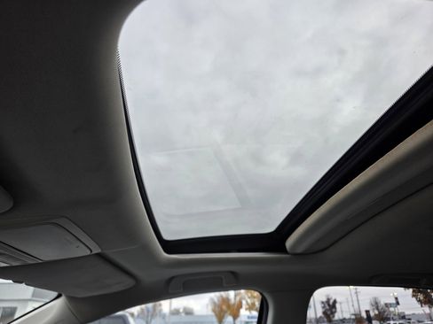 Used 2015 Honda CR-V Touring image 26