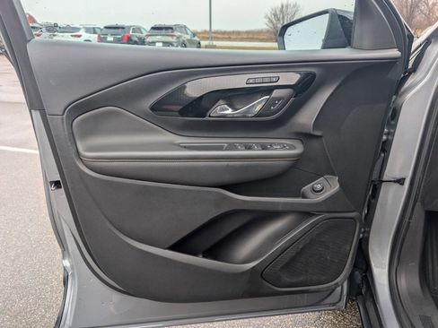 Used 2023 GMC Terrain AT4 AWD/4WD image 7