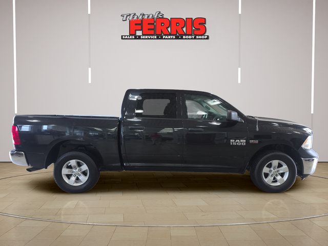 Used 2017 RAM 1500 ST w/ SXT Appearance Group AWD/4WD image 6
