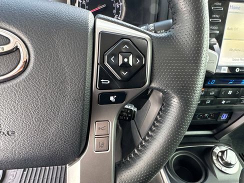 Used 2024 Toyota 4Runner Limited AWD/4WD image 30