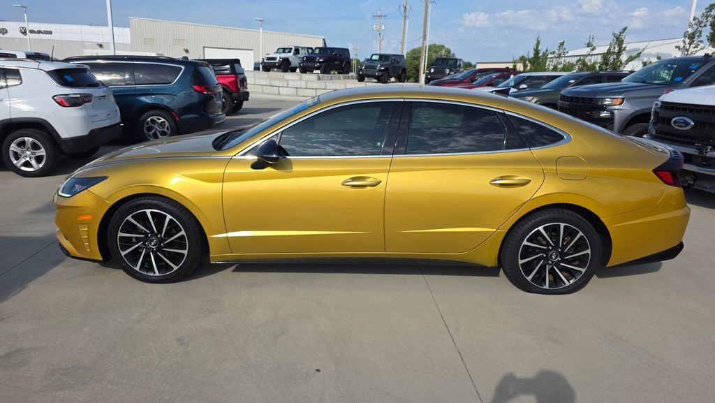 Used 2020 Hyundai Sonata SEL Plus FWD image 2