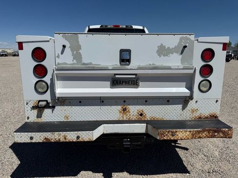 Used 2017 Ford F250 XL w/ Power Equipment Group image 9