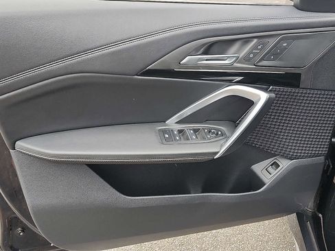 Used 2025 BMW X1 xDrive28i image 12