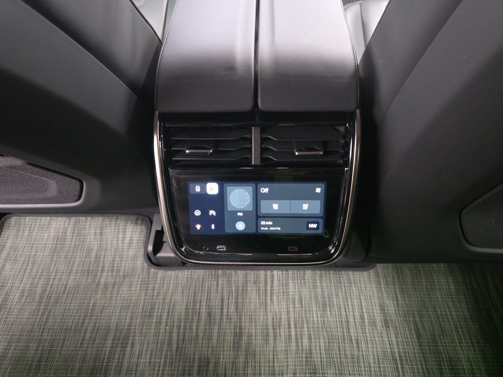 Used 2022 Rivian R1T Launch Edition AWD/4WD image 28
