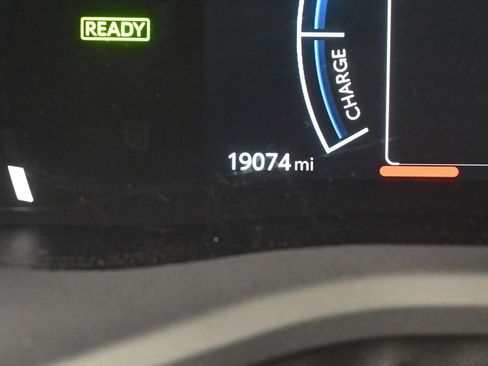 Certified 2025 Toyota Camry SE w/ Convenience Package image 18