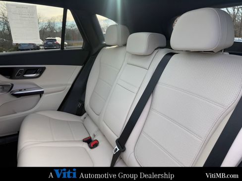 Certified 2025 Mercedes-Benz GLC 300 4MATIC image 21