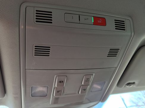 Used 2024 Volkswagen Jetta S image 32