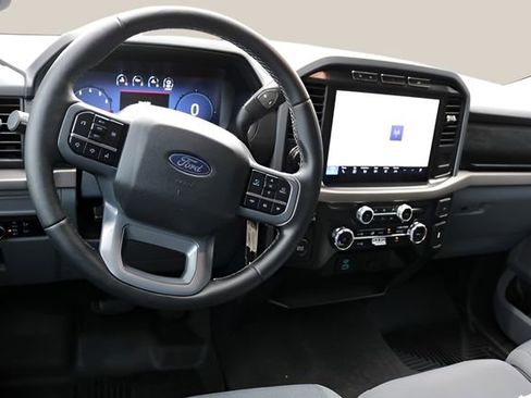Used 2024 Ford F150 XLT image 15