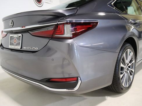 Used 2021 Lexus ES 250 w/ Premium Package image 69