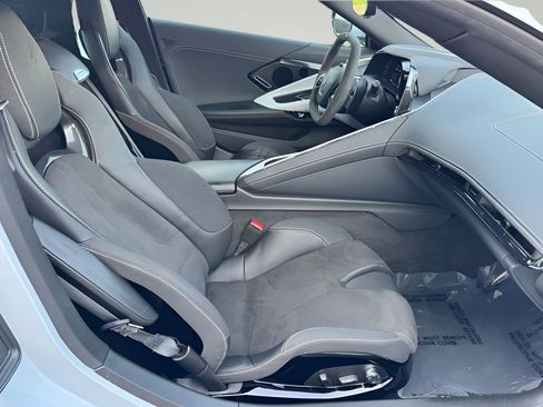 Used 2024 Chevrolet Corvette Stingray Preferred Cpe w/ Stealth Interior Trim Package RWD image 30