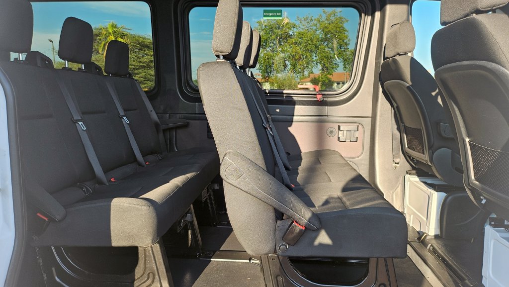 Used 2024 Mercedes-Benz Sprinter 2500 image 21