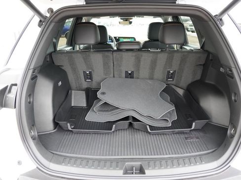 Certified 2025 Chevrolet Equinox ACTIV w/ Safety and Technology Package image 19