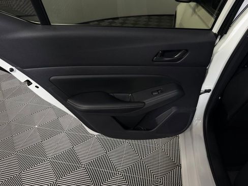 Used 2025 Nissan Altima 2.5 SV image 25