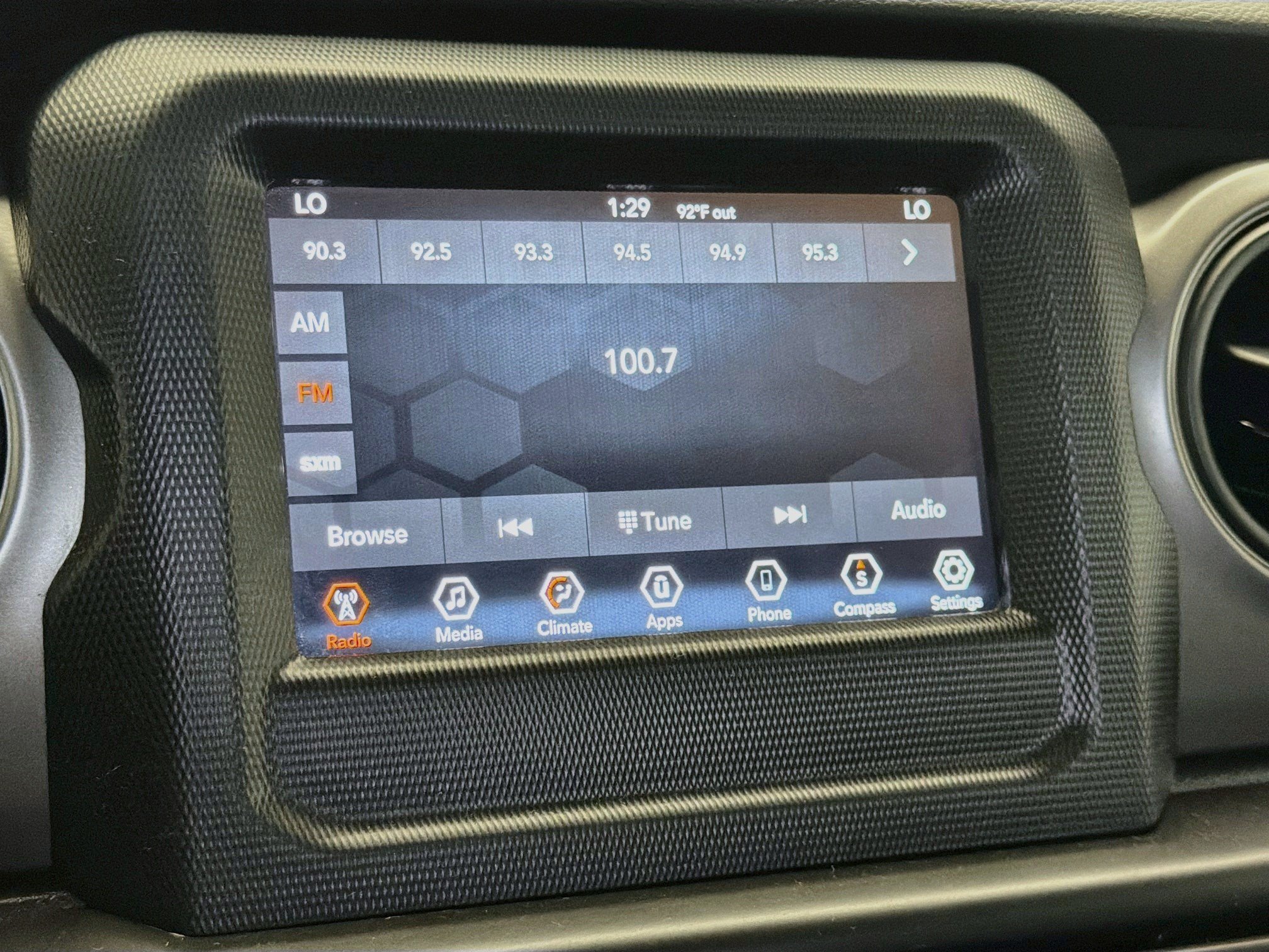 Used 2022 Jeep Gladiator Sport AWD/4WD image 9