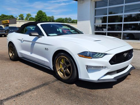 Used 2020 Ford Mustang GT Premium RWD image 2