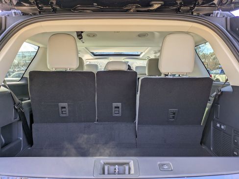 New 2025 Ford Expedition Active image 30