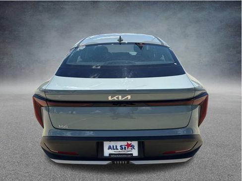 Used 2025 Kia K4 FWD image 8