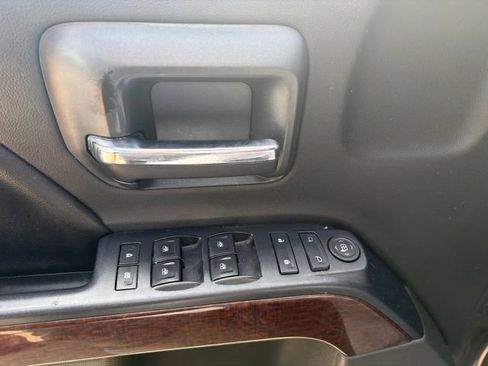 Used 2016 GMC Sierra 1500 SLE w/ SLE Value Package RWD image 11