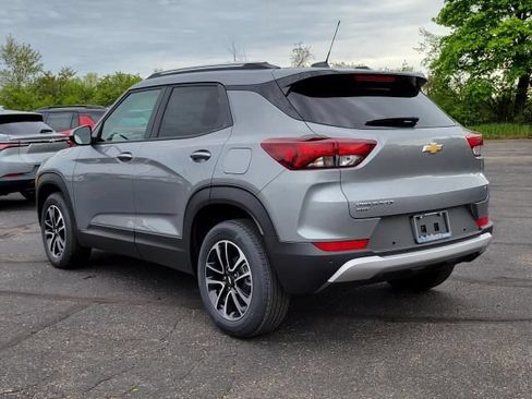 New 2026 Chevrolet TrailBlazer LT w/ Convenience Package AWD/4WD image 7