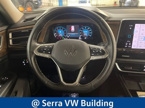 Used 2024 Volkswagen Atlas SE w/ Panoramic Sunroof Package AWD/4WD image 22