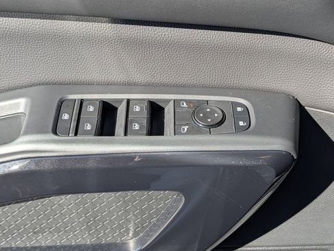 New 2026 Nissan Pathfinder SV image 21