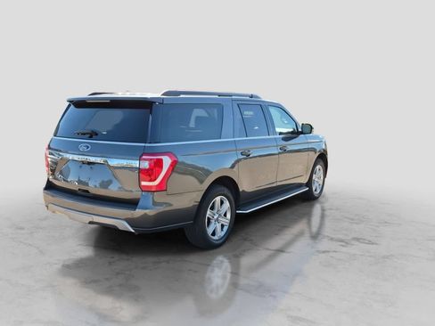 Used 2020 Ford Expedition Max XLT w/ Equipment Group 202A AWD/4WD image 8