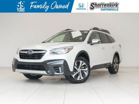 Used 2022 Subaru Outback Touring AWD/4WD image 1