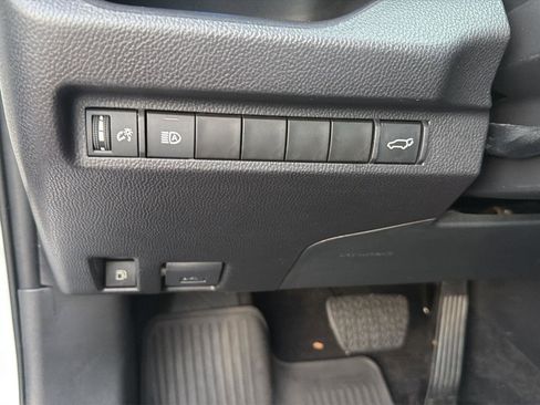 Certified 2024 Toyota RAV4 XSE AWD/4WD image 19