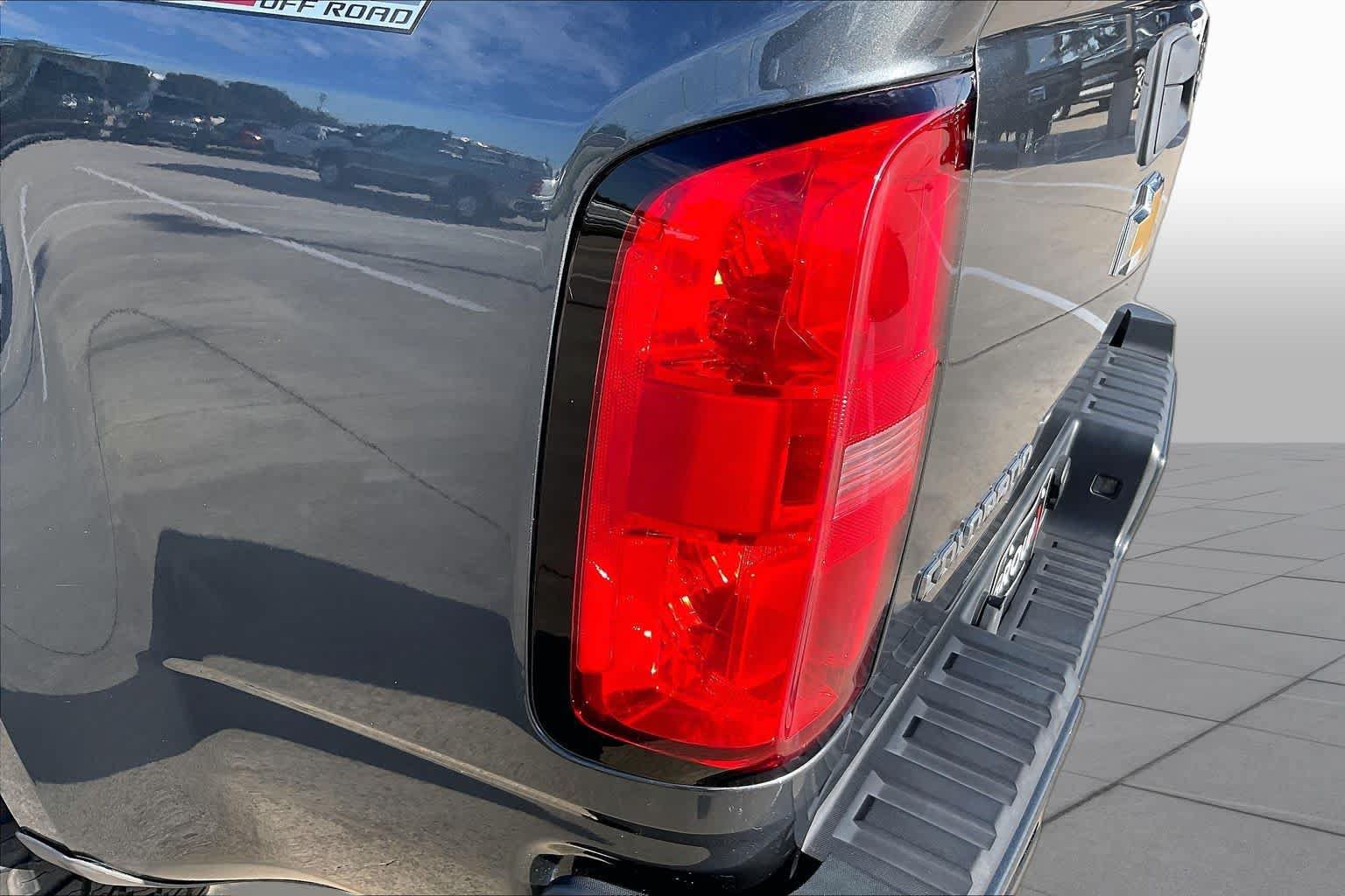 Used 2016 Chevrolet Colorado Z71 AWD/4WD image 28