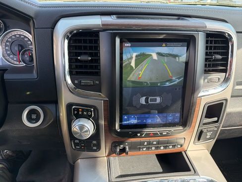 Used 2017 RAM 1500 Laramie w/ Convenience Group image 14