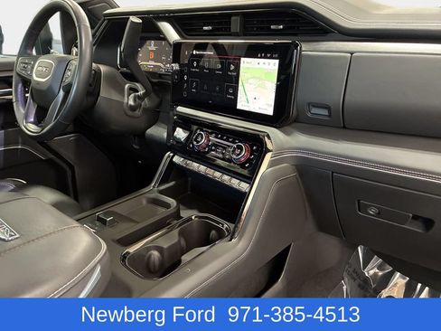 Used 2024 GMC Sierra 2500 AT4X AWD/4WD image 34