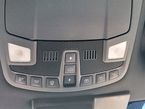 Used 2019 Ford F150 Platinum w/ Technology Package AWD/4WD image 40