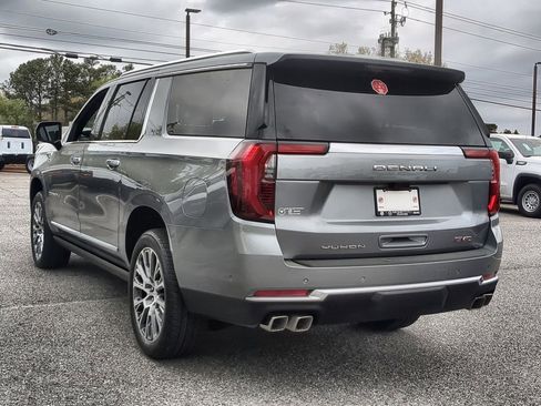 New 2026 GMC Yukon XL Denali w/ Denali Reserve Package AWD/4WD image 6