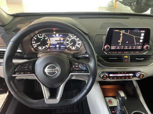 Used 2019 Nissan Altima 2.5 SL AWD/4WD image 12