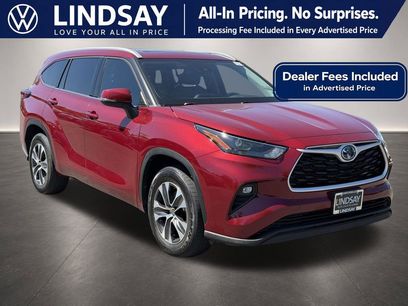 Used 2022 Toyota Highlander XLE